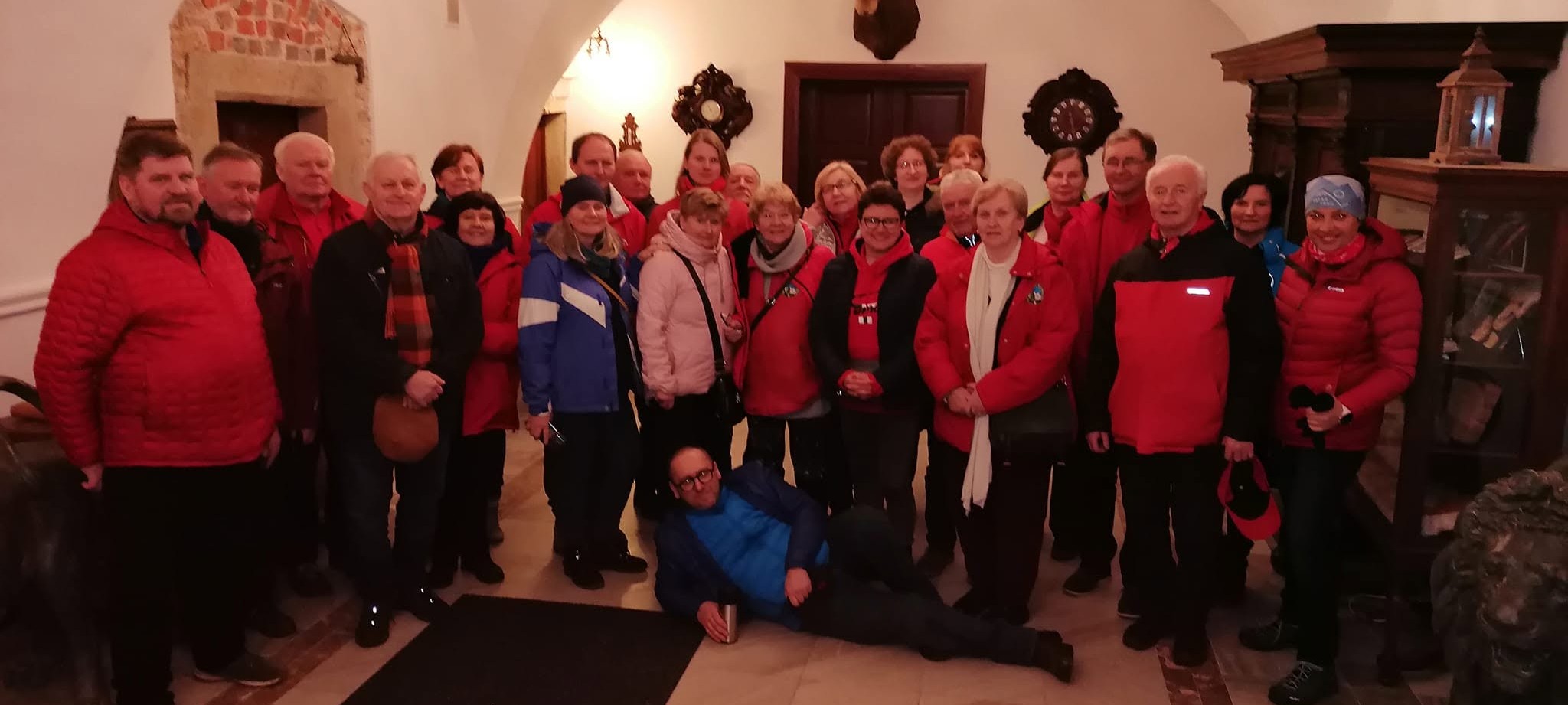 grupa przewodników beskidzkich podczas swojego spotkania